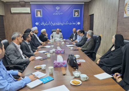 ارائه راهکارهای جلوگیری از فرار سرمایه در شهرستان ضروری است