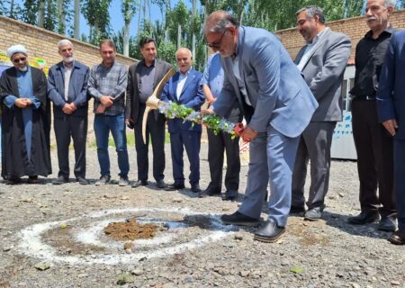 مراسم کلنگ زنی طرح توسعه دو باب کلاس درس مدرسه روستای زاویه حسن خان
