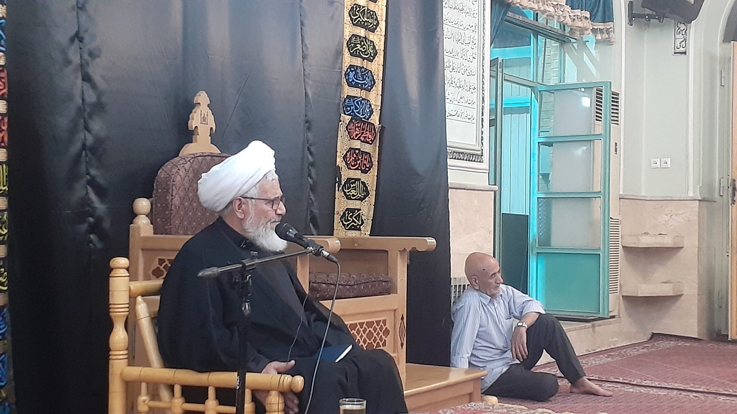 رمز بقای کربلا و بندگان خالص خدا اخلاص در کار و تبلیغات حضرت زینب بود