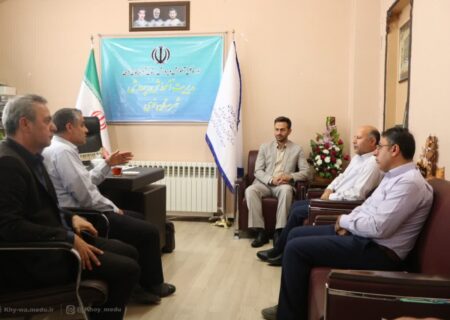 بررسی مفاد تفاهم نامه همکاری های مشترک باحضور مدیر آموزش وپرورش و رئیس بانک سپه خوی