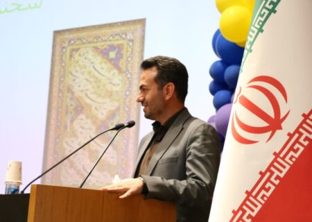 جهان بینی مذهبی ، اجتماعی بودن و زمان شناسی از ویژگی های بارز اشعار استاد شهریار