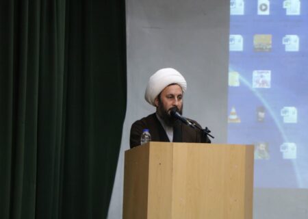 معنویت،بصیرت و تحصیل علم، سه شاخصه مهم دانش آموزان شهید دفاع مقدس