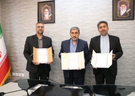 امضا تفاهم‌نامه همکاری مابین اداره میراث فرهنگی گردشگری، آموزش و پرورش و شهرداری خوی