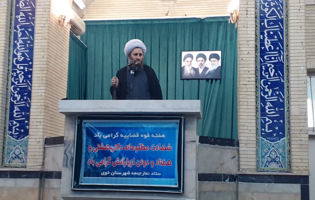 دنیا طلبی، سکوت و انفعال افرادی از امت عامل ایجاد عاشورای حسینی
